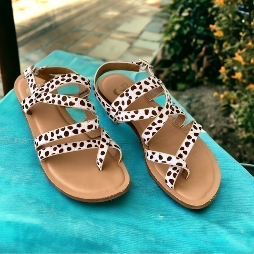 Gianni Bini Calf Hair Strappy Sandals Size 6